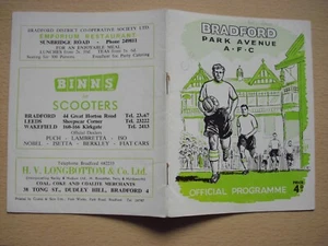 Bradford Park Avenue v Crystal Palace 11.3.1961 - Picture 1 of 2