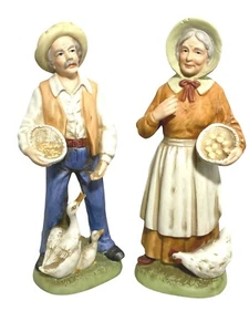 Homco alte Frau alter Mann Figuren Bauern Hühner 1426 Vintage Home Interiors 8" - Bild 1 von 8
