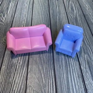 Fisher Price Loving Family casa delle bambole rosa divano e poltrona blu arredamento 2004 - Foto 1 di 11