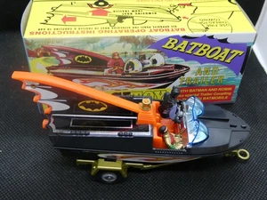Corgi Model Club 107 BatBoat and Trailer 2025 Re-issue Brand NEW Boxed - Picture 1 of 5