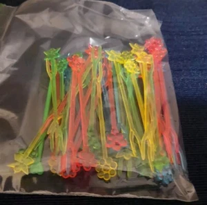 Vintage Party / Appetizer / Cocktail Plastic Food Picks in Container - 44 pc. - Picture 1 of 1