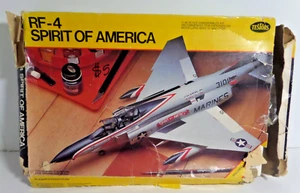 RF-4 Spirit of America Maßstab 1:48 Testors 585 Vintage fehlen/extra Teile - Bild 1 von 4