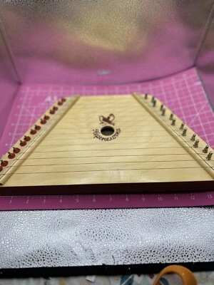 Vtg THE MUSIC MAKER Wooden Lap Harp Nepenenoyka. 15 string Musical Instrument.  - Image 1 of 4