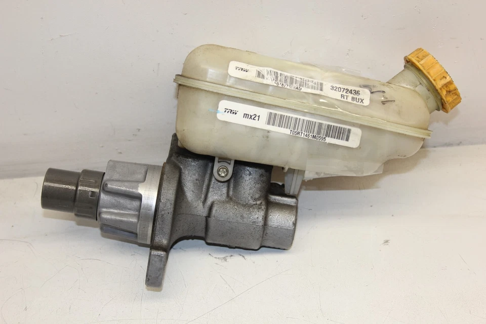 Dodge Chrysler 2007-2017 cilindro maestro de freno (BC34) Foto 1 de 4