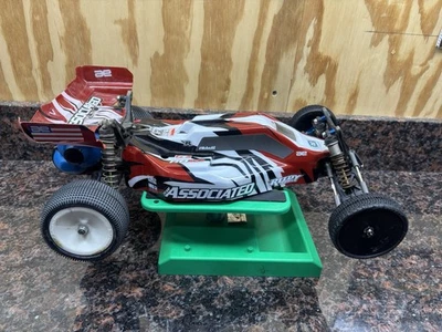 Team Associated RB10 - Image 1 of 4