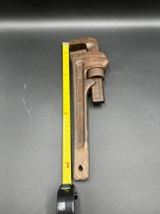 Ridge Tool Co Vintage Pipe Wrench USA Still Works! Rusty Tool - Picture 1 of 9
