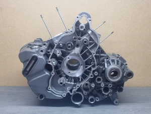 KTM SUPERDUKE 1290 2014 - 2016 KURBELGEHÄUSE - Bild 1 von 8