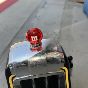 M&M's World Video Slot Machine Candy Dispenser ! Works Great ! - Picture 1 of 5