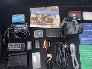 Sony Handycam DCR-HC48 Camcorder 25x Optical Zoom With Extras - Picture 1 of 11