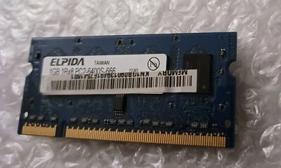 Elpida 1GB PC2-6400S-666 DDR2 EBE11UE6ACUA-8G-E 800MHZ Laptop Sodimm Memory - Image 1 of 2