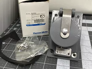 Thomas & Betts Russellstoll SKWR4G EVER-LOK Buchse 3P4W 20A (NEU) - Bild 1 von 5
