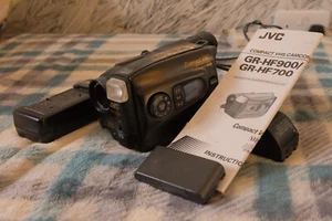 JVC Compact VHS Camcorder GR-HF700 + Remote + Battery Charger *DEFECTS* - Picture 1 of 1