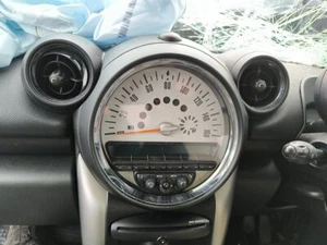 MINI COUNTRYMAN ONE D 2010-2016 SPEEDO CLOOCKS 1.6L DIESEL WITH RADIO - Picture 1 of 3