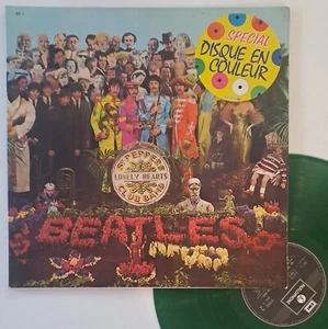 LP 33T The Beatles "Sgt. Pepper's lonely hearts club band" color disc - (TB/TB) - Foto 1 di 2