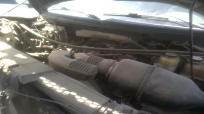 Conjunto de filtro de aire usado se adapta a: camioneta Ford F150 2008 8-280 4,6 L vin con octavo dígito Foto 1 de 4