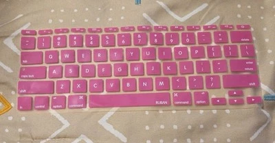 Silikone Keyboard Cover Skin Protector MacBook AIR Hot Pink - Image 1 of 4