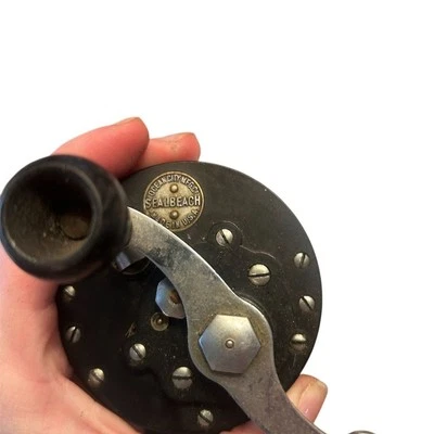 Carrete de pesca vintage Ocean City Seal Beach carrete libre años 40 Foto 1 de 4