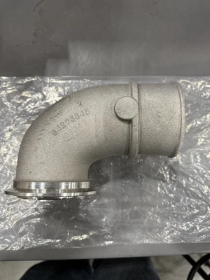 84293344 Turbo Compressor Outlet Elbow - Image 1 of 3