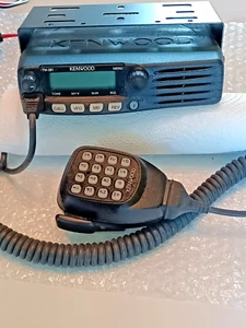Kenwood TM-281A FM Transceiver 144mHz with Mount and Microphone - Photo 1/9