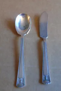 Holmes & Edward Century piatto argento posate coltello burro e cucchiaio zucchero sa - Foto 1 di 3