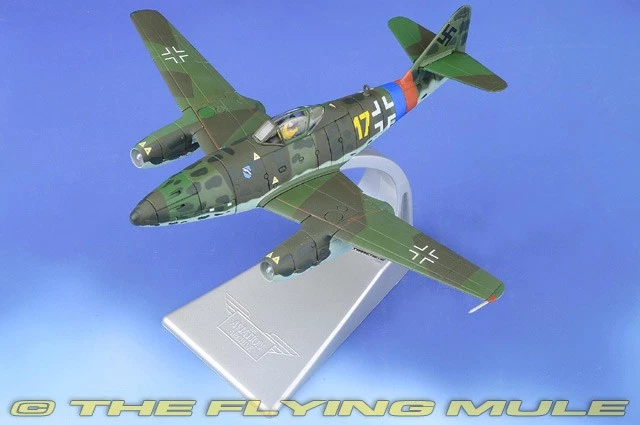 Corgi 1:72 Me 262A Luftwaffe JG 7 Nowotny Yellow 17 - Image 1 of 4