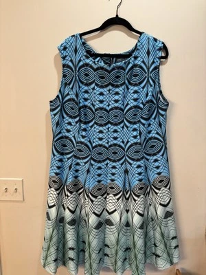 Nuevo con etiquetas Vestido Gabby Skye Ajuste y Acampanado Azul/Crema Geo Sin Mangas Talla 16W Foto 1 de 4
