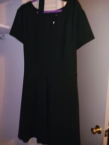 Green Lena Dress - Picture 1 of 3