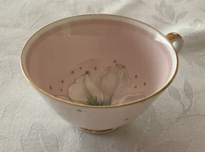 Pretty Susie Cooper “Azalea”Pink Polka Dot Bone China Tea Cup.Made In England🌸 - Picture 1 of 12