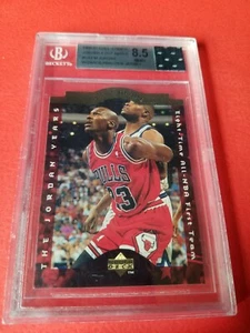 MICHAEL JORDAN GRADED CUT ABOVE CARD #3 BGS NM-MINT+ 8.5 & PRACTICE JERSEY PIECE - Picture 1 of 2