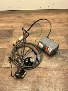 Dayton 2M033A Universal Motor 1/15Hp, 5000 RPM 115V w/ Speed Control - Picture 1 of 5