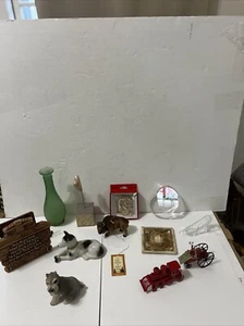 Vintage Trödel Schubladen Konvolut. Ornament, Hundefiguren, Serviettenhalter und mehr! - Bild 1 von 12
