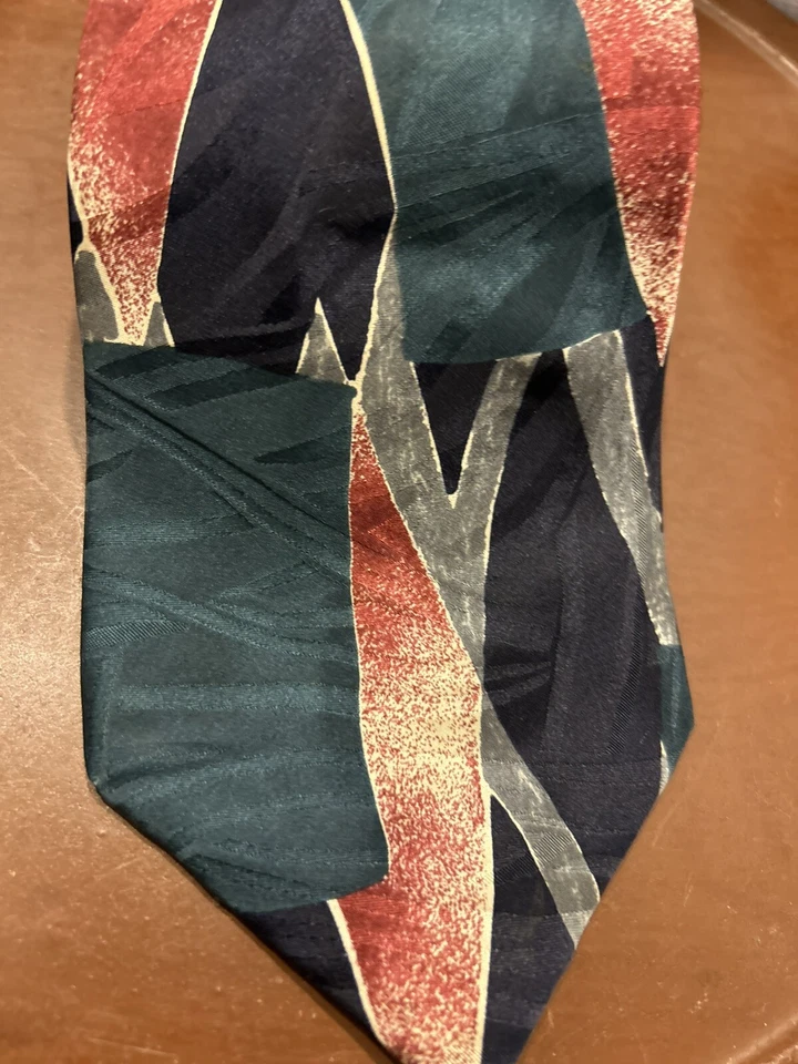 Gianfranco Ruffini Italy Men's 100% Silk Neck Tie Geometric Art Deco - Image 1 of 4