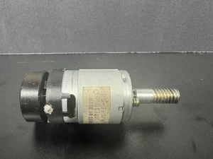 MTH RS385PH DC motor w 9mm thick flywheel & 27mm worm gear - Picture 1 of 4