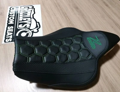 Capa de assento personalizada Gen 4 Kawasaki Z1000 - Imagem 1 de 3