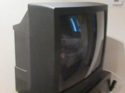 Televisión, receptor de TV Mitsubishi, CS-32509, GAMER'S DREAM FIND, de colección Foto 1 de 4