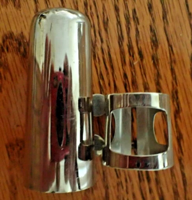 LIGADURA Y TAPA CLARINETE NÍQUEL CROMADO YAMAHA - ¡BUENA CALIDAD!! Foto 1 de 4