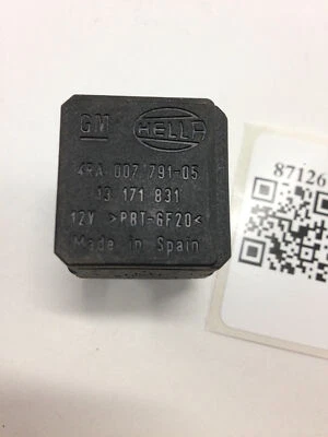 OPEL ASTRA H (2004) 1.7 D 74KW 5P RELE' RELAY -B- 13171831 - Immagine 1 di 3