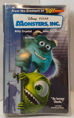 2002 Disney's Pixar Monsters Inc Movie VHS John Goodman Billy Crystal Clam Shell Foto 1 de 4