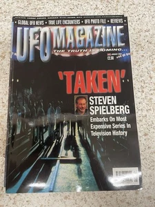 UFO MAGAZINE January 2002 Vintage UK Publication "TAKEN : STEVEN SPIELBERG" - Picture 1 of 2