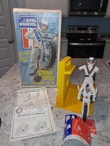 1970s Ideal Evel Knievel Stunt Cycle Set w/ Figure and Original Box * Vintage * - Picture 1 of 7