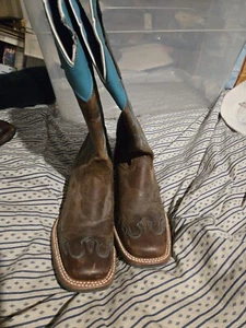 Ariat Brown Leather Boots 7.5M - Picture 1 of 9