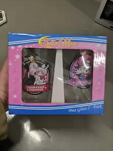 Paquete de 2 vidrios pintados Sailor Moon - esmoquin Kamen & ChibiMoon / ChibiChibiMoon - Imagen 1 de 6