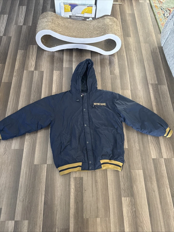Chaqueta Abrigo Vintage Champs Sports Notre Dame Puffer Para Hombre Talla Grande Foto 1 de 4