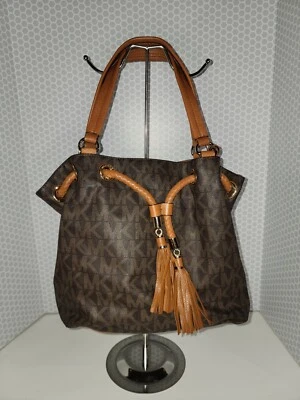 BOLSO DE HOMBRO MICHAEL KORS MARINA CUERDA CON CORDÓN FIRMA/EQUIPAJE Foto 1 de 4