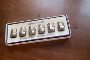 Set of 6 Vintage Mini Sterling Silver Salt & Pepper Shakers 1 1/4" Tall. - Picture 1 of 5