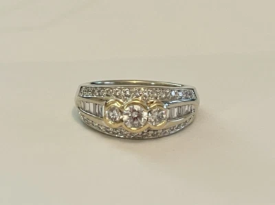 Exclusivo anel de casamento/noivado de ouro em dois tons 8,3 g ~1 TCW diamante - tamanho 6,75 - Imagem 1 de 4