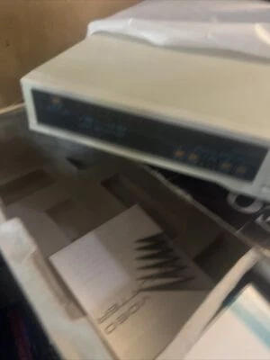 VGA Splitter 8 Port Share PC Monitor Vs-108. Open Box Never Used. - Image 1 of 4