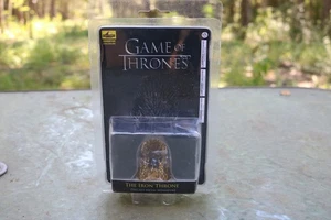 Factory Convention Exclusives - 2019 SDCC Gold Diecast Iron Throne - GOT - NEW - Picture 1 of 4