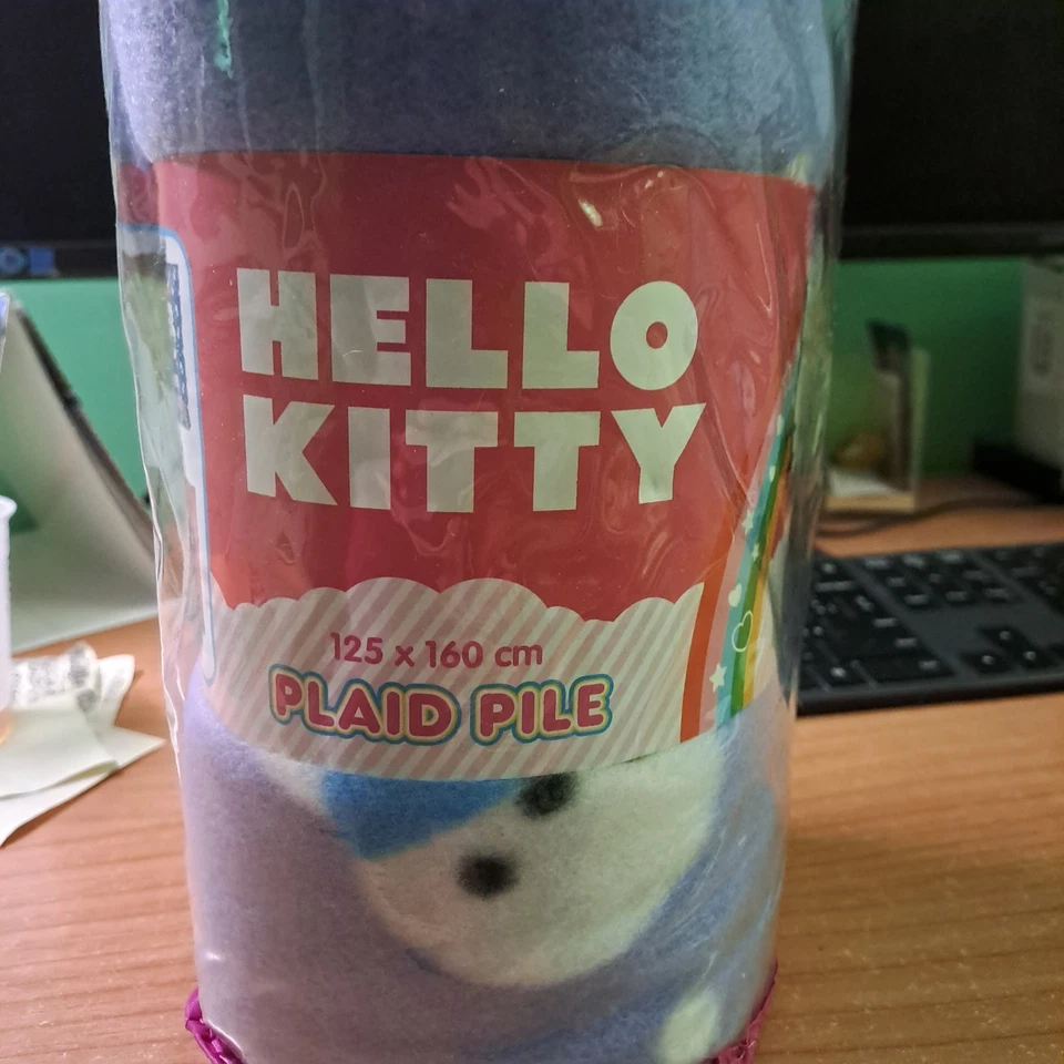 HELLO KITTY 125 X 160 CM PLAID PILE POLIESTERE SIGILLATO BLGS HOMETEXTILE SPRL B - Immagine 1 di 4