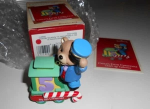 HALLMARK KEEPSAKE CHRISTMAS ORNAMENT - CHILD'S FIFTH CHRISTMAS - NEW IN BOX - Picture 1 of 4